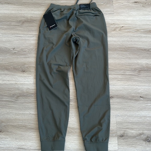 Lululemon athletica ABC Jogger color army green men’s size xs s L XL - Picture 10 of 10